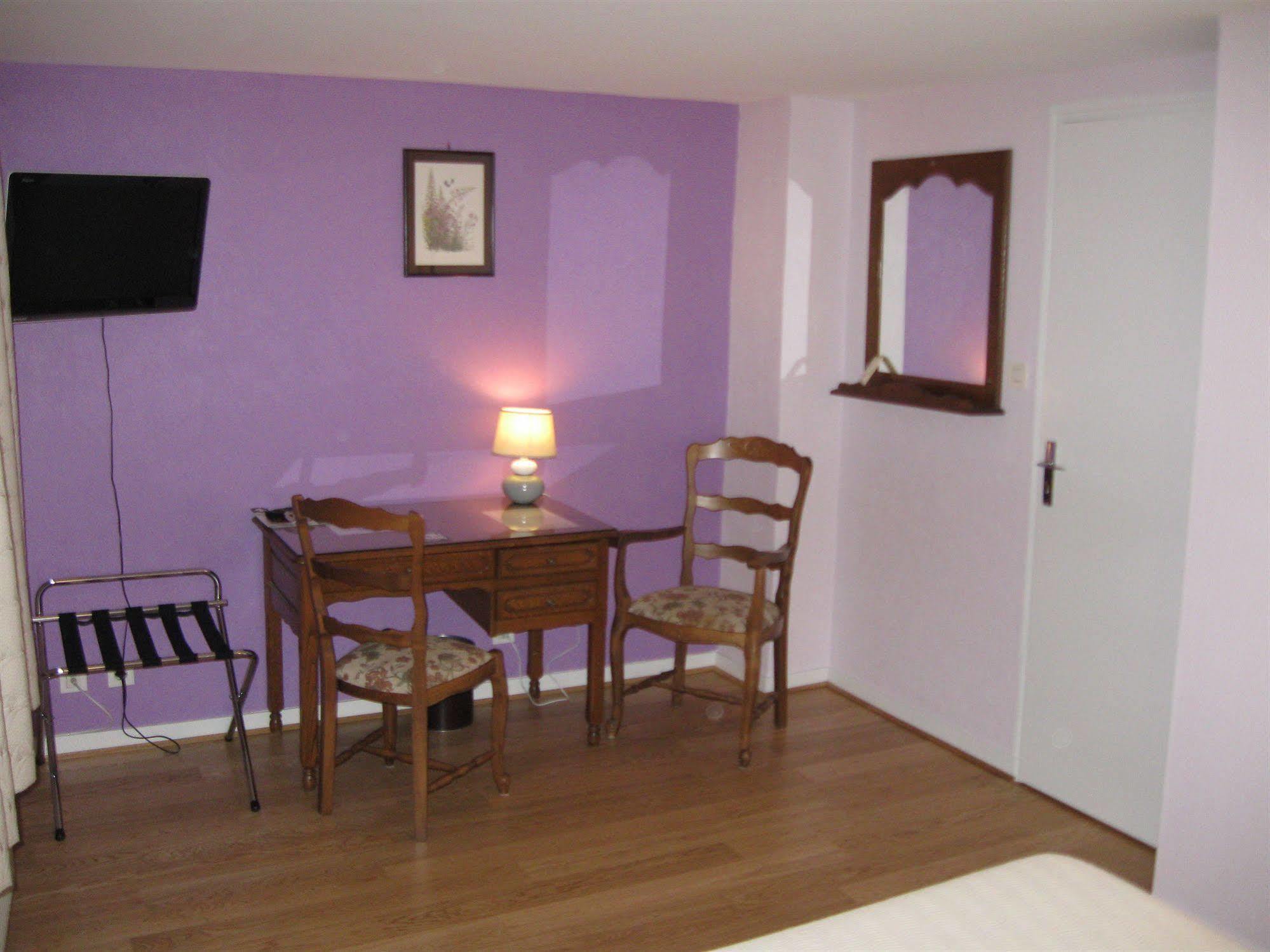 Hotel Cheval De Bronze Remiremont Luaran gambar